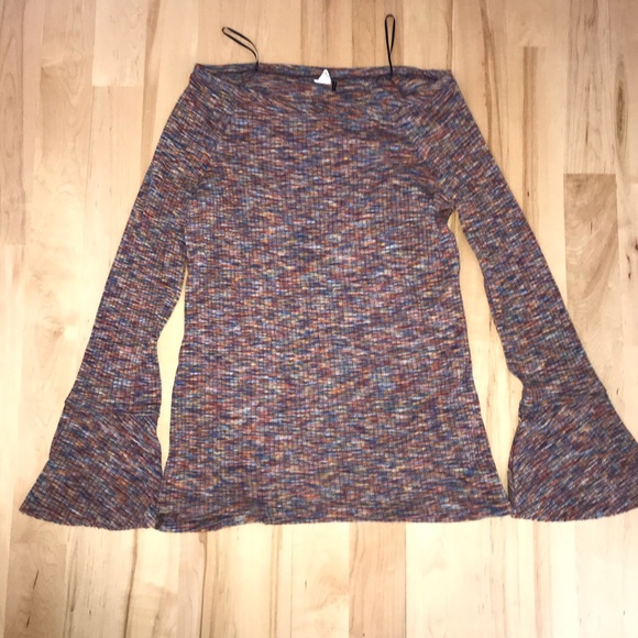 ANTHROPOLOGIE Akemi Kin Zaka bell sleeve top multi colored - Picture 3 of 9